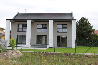 Plasthliníková a dřevohliníková okna